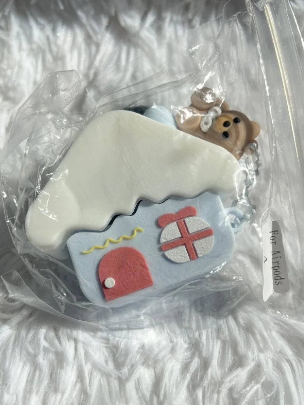 Snowy House with Cute Teddy Bear Apple Airpod 4 Case